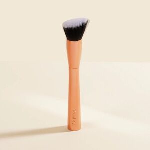 Yensa Skin On Skin Flawless Blending Foundation Brush New